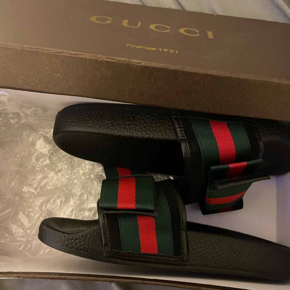 Gucci Black and Green Slippers